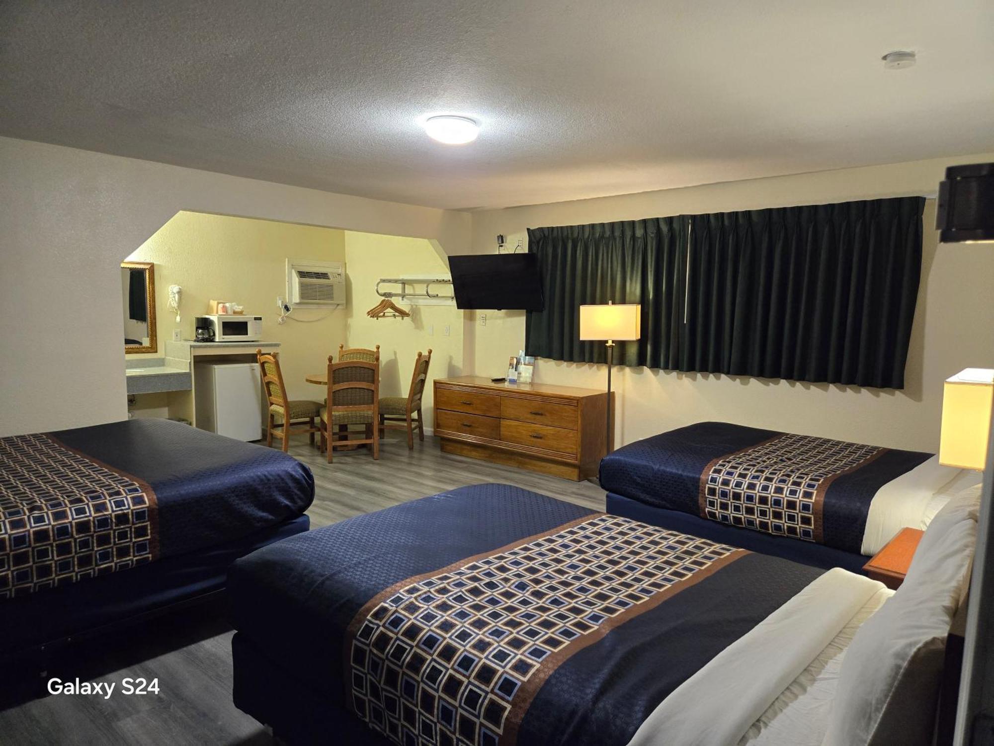 Rodeway Inn & Suites Blythe I-10 المظهر الخارجي الصورة