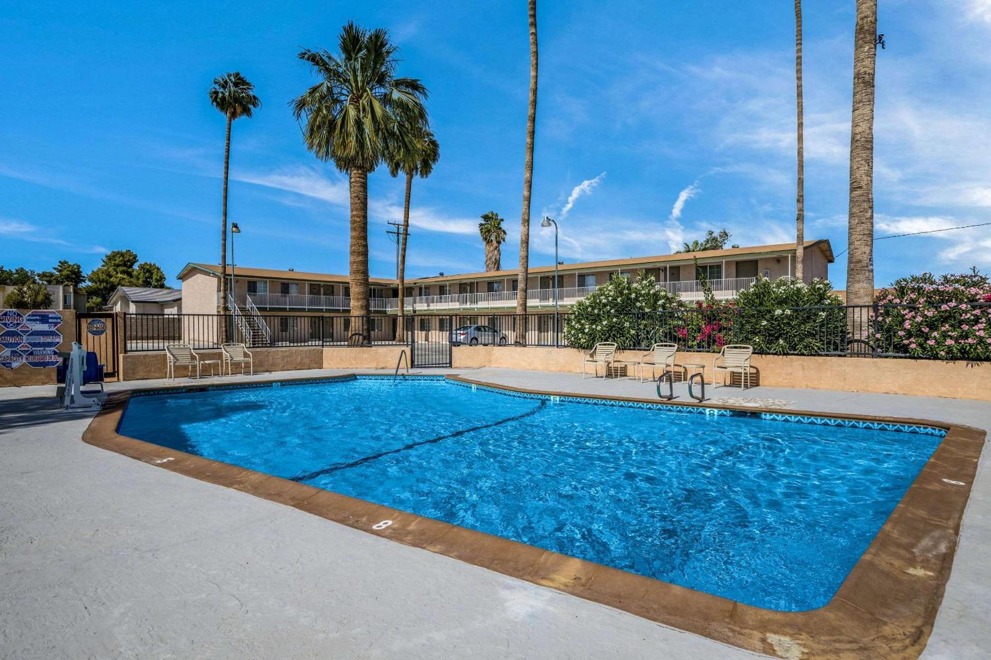 Rodeway Inn & Suites Blythe I-10 المظهر الخارجي الصورة