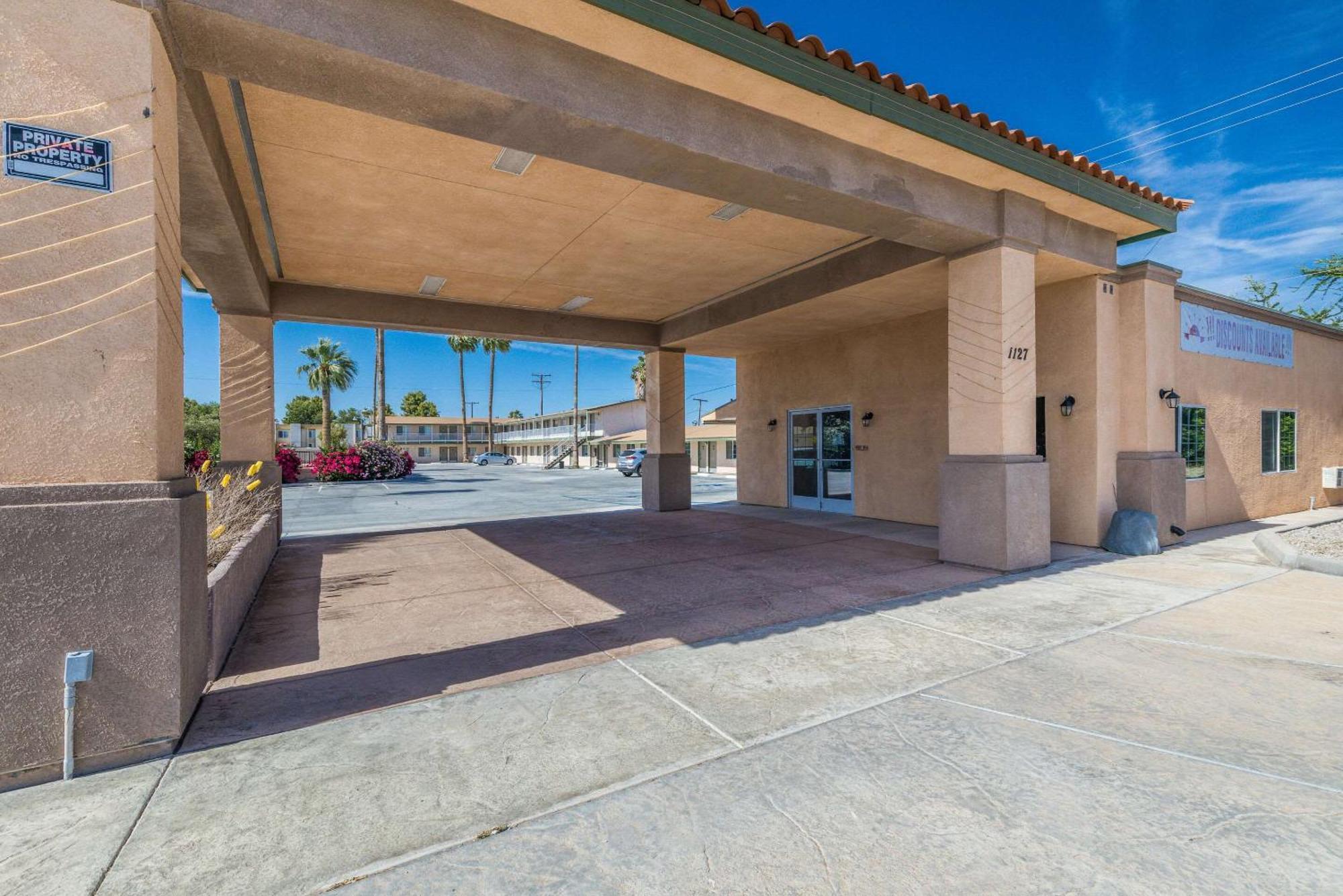 Rodeway Inn & Suites Blythe I-10 المظهر الخارجي الصورة