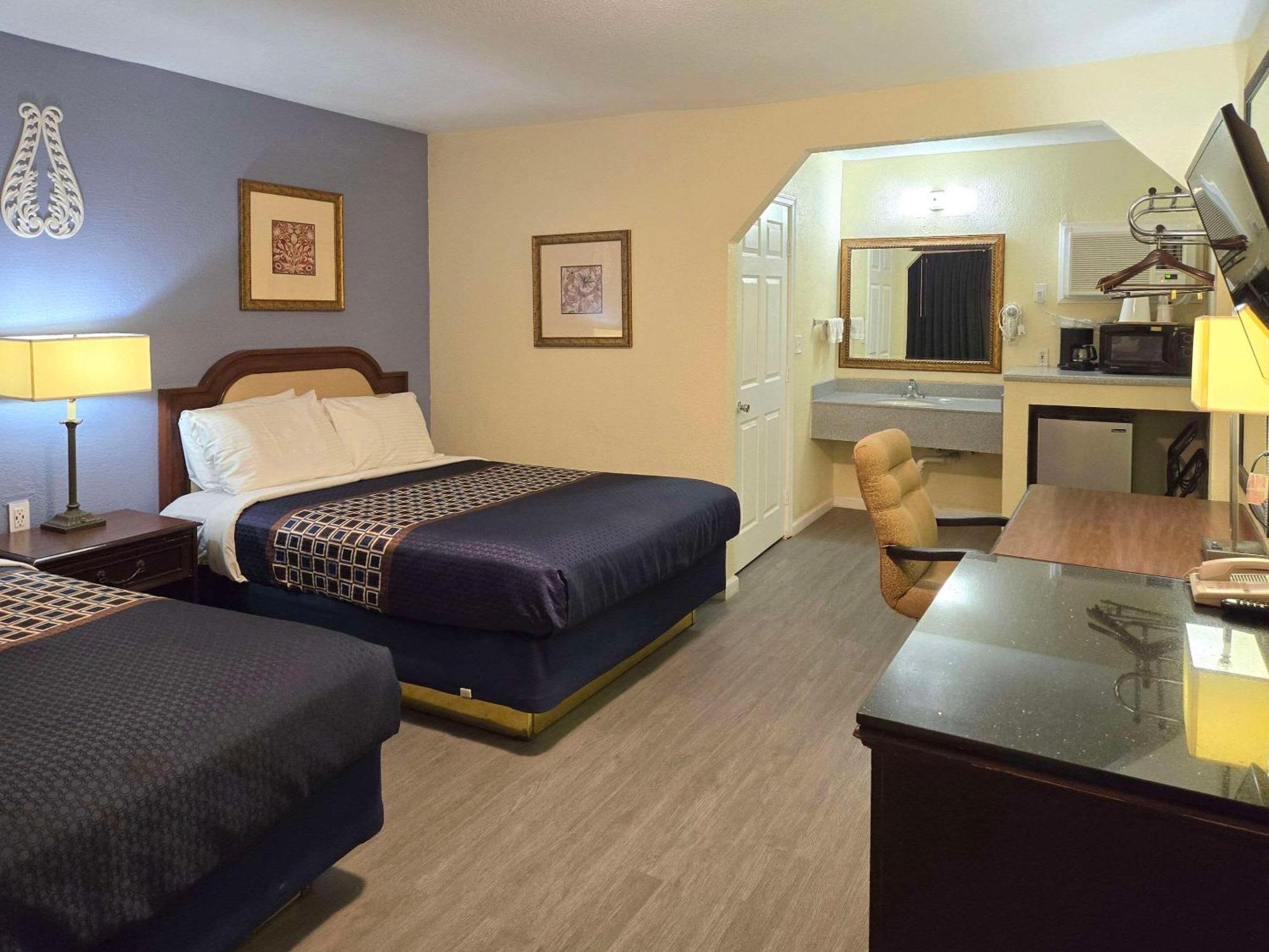 Rodeway Inn & Suites Blythe I-10 المظهر الخارجي الصورة