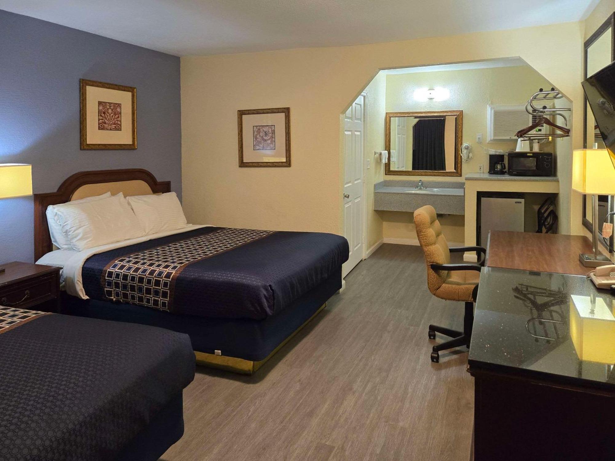 Rodeway Inn & Suites Blythe I-10 المظهر الخارجي الصورة