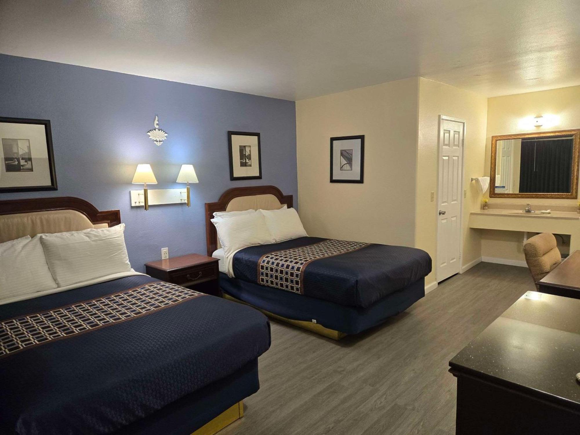 Rodeway Inn & Suites Blythe I-10 المظهر الخارجي الصورة