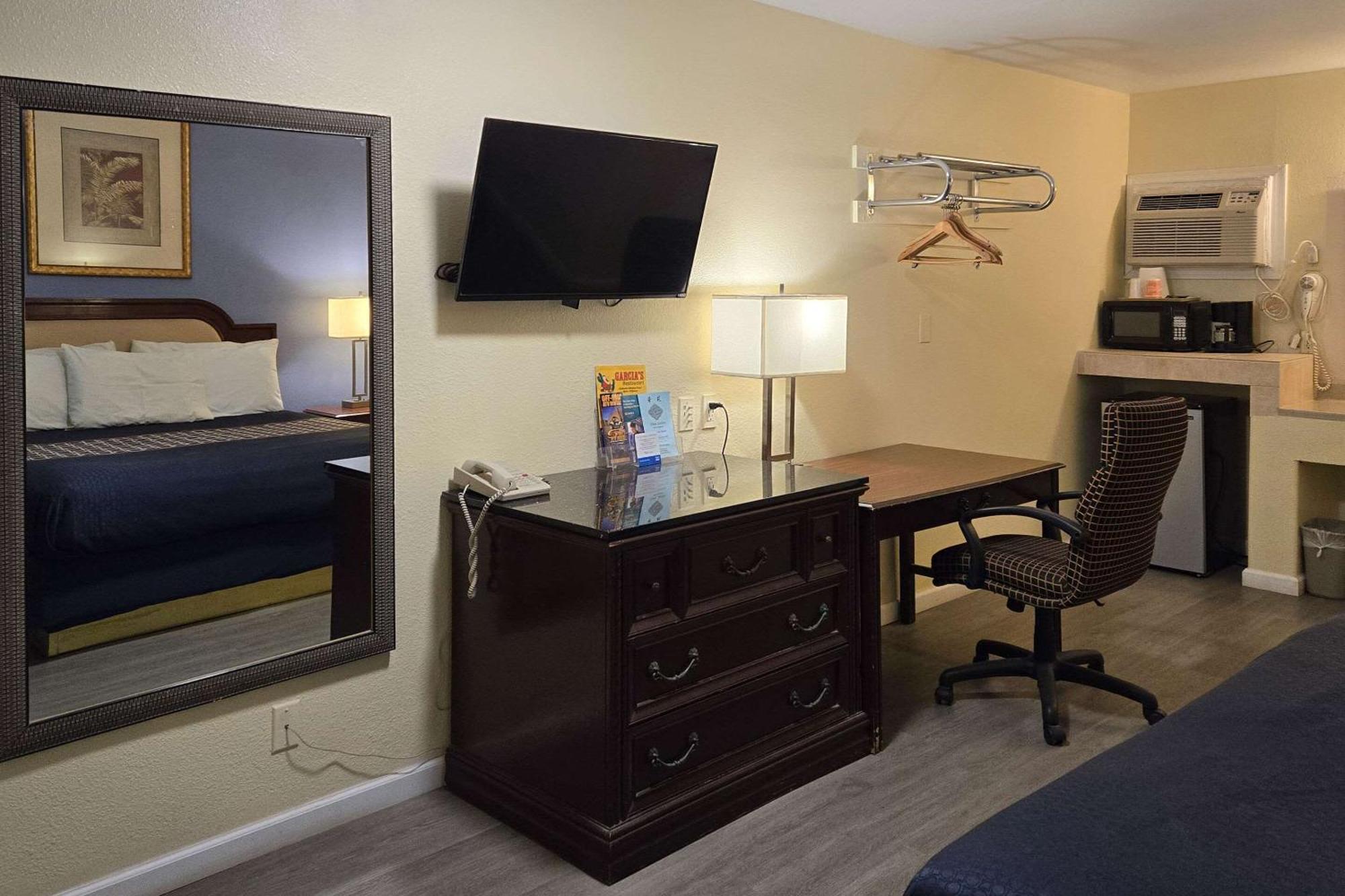 Rodeway Inn & Suites Blythe I-10 المظهر الخارجي الصورة