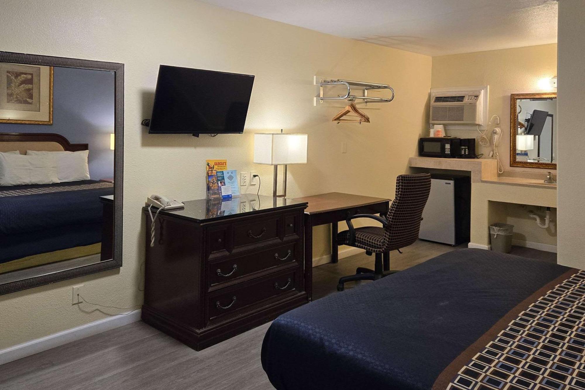 Rodeway Inn & Suites Blythe I-10 المظهر الخارجي الصورة