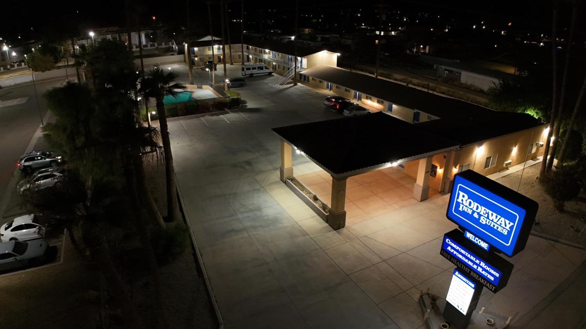 Rodeway Inn & Suites Blythe I-10 المظهر الخارجي الصورة