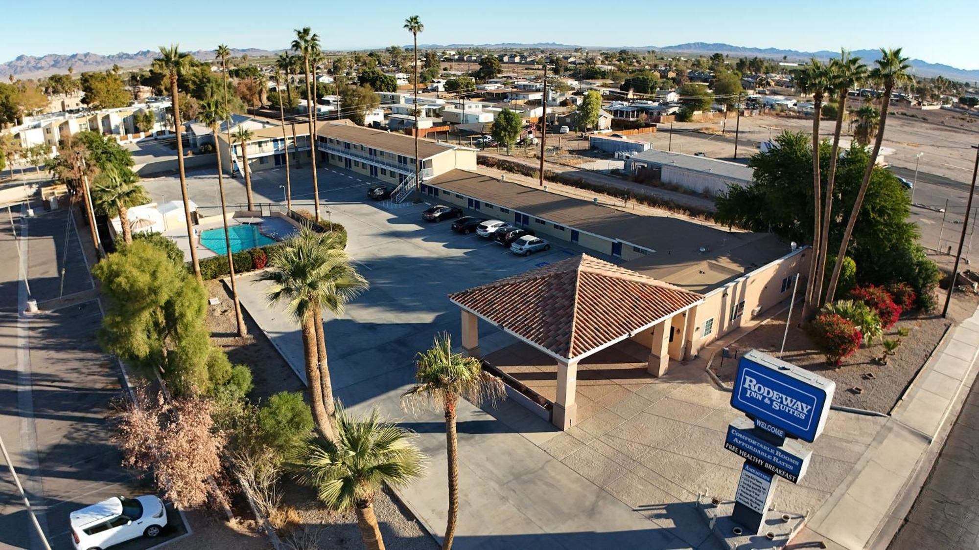 Rodeway Inn & Suites Blythe I-10 المظهر الخارجي الصورة